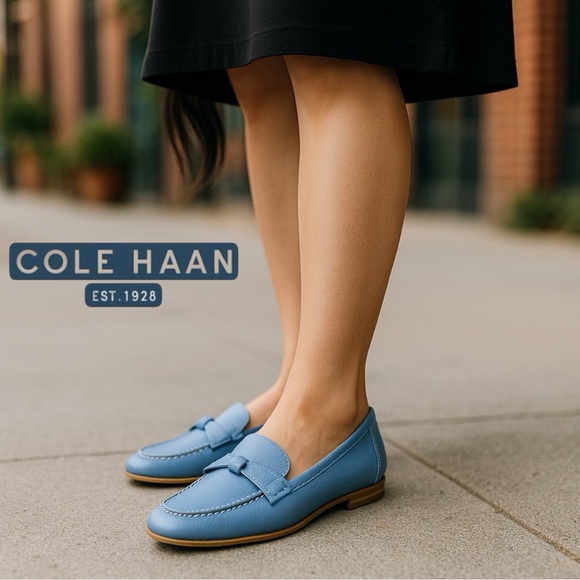 Cole Haan Candace Bow Leather Slip-On Loafer - Gold Heel Accents - New, Size 8B - Picture 4 of 15